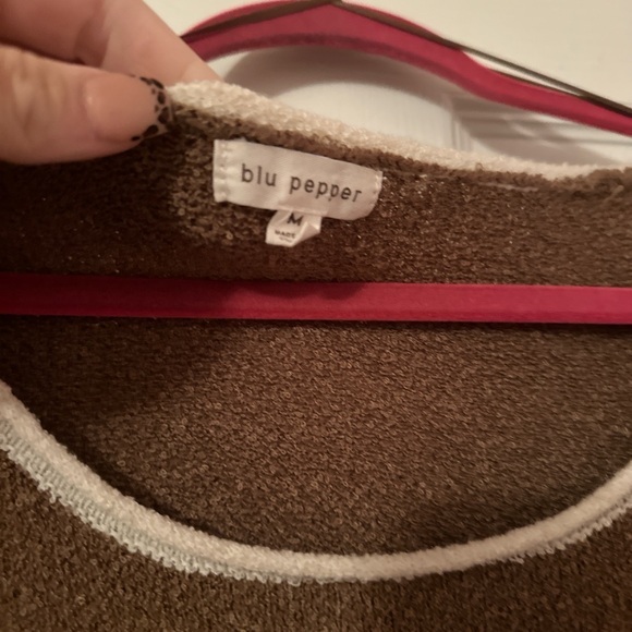 Sweater - Picture 2 of 3